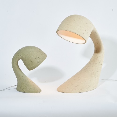 Lampe de table organique en plâtre et papier recyclé, design unique