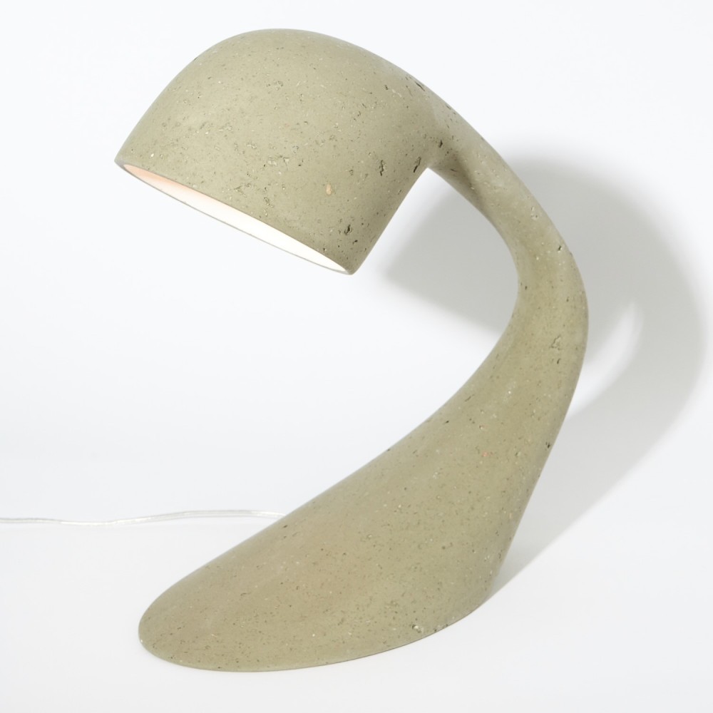 Luminaire artisanal fait main, forme organique, éclairage doux et chaleureux