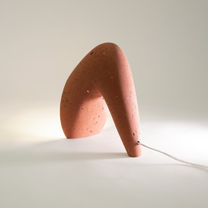 Kokiy, desk lamp in recycled paper | Henri Dejeant