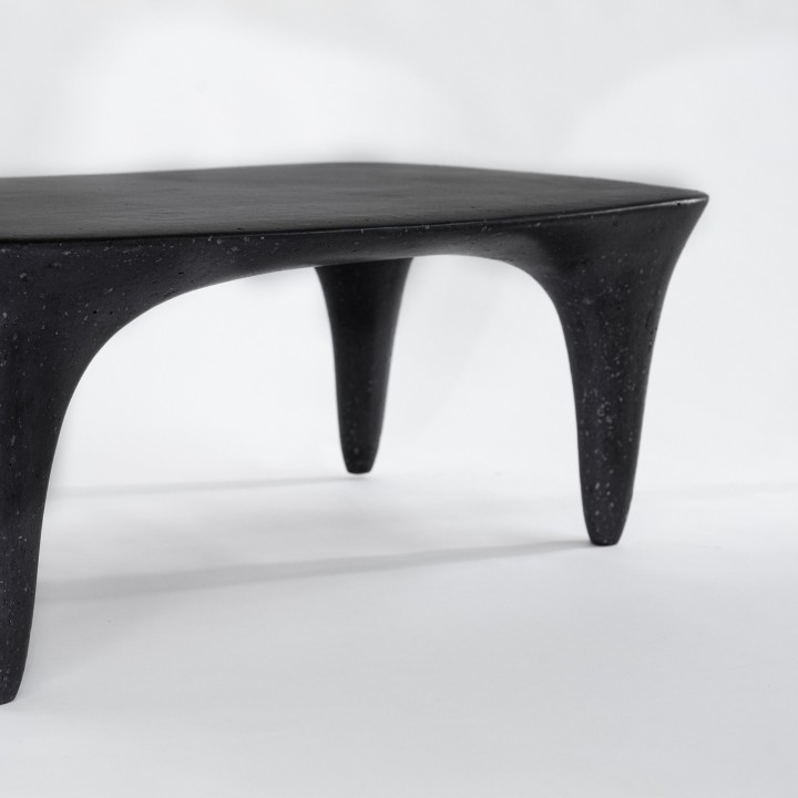 Petipié, coffee table in recycled paper | Henri Dejeant