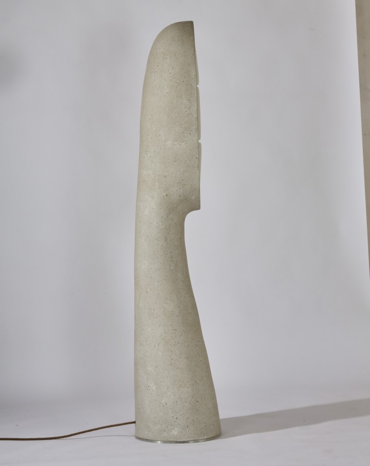 Amba 170, sculptural lamp in recycled paper | Henri Dejeant