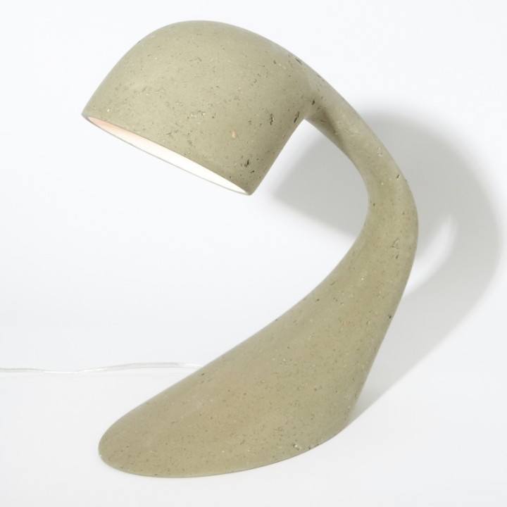 Invider Mom, desk lamp in recycled paper | Henri Dejeant