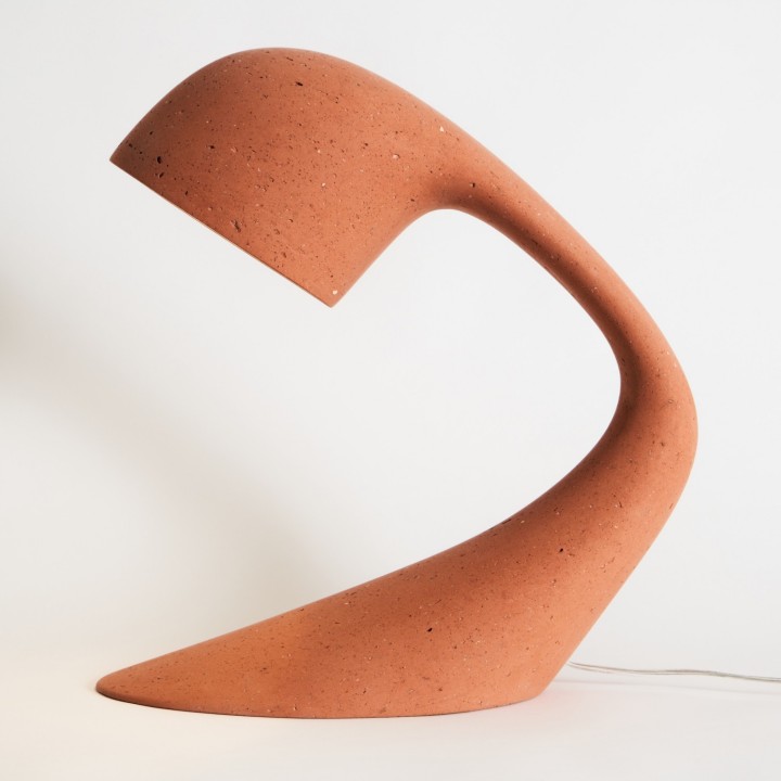 Invider Mom, desk lamp in recycled paper | Henri Dejeant