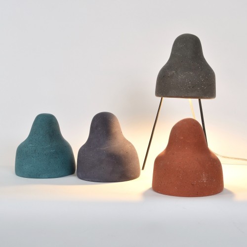 Lampe de table contemporaine en acier et papier-plâtre, fabrication artisanale française