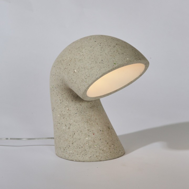 Invider Bro, table lamp in recycled paper | Henri Dejeant