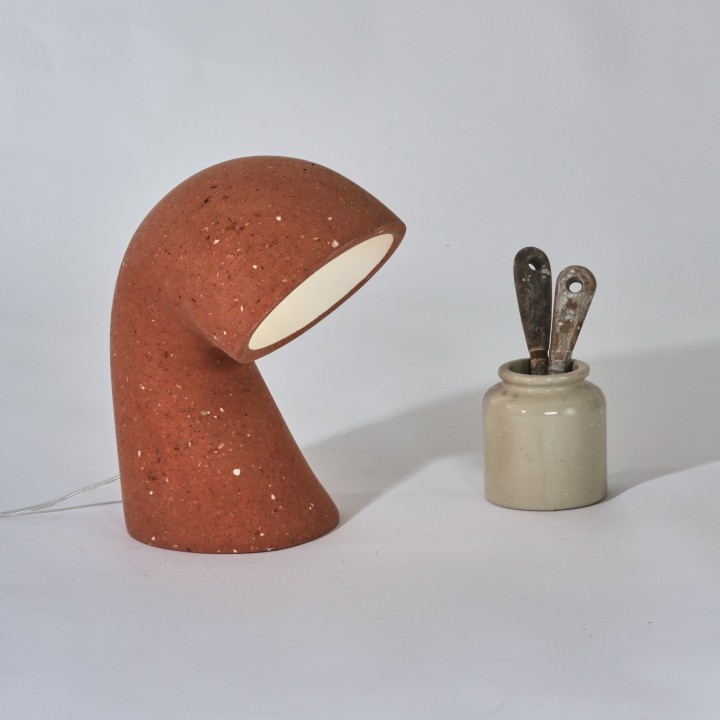 Invider Bro, table lamp in recycled paper | Henri Dejeant