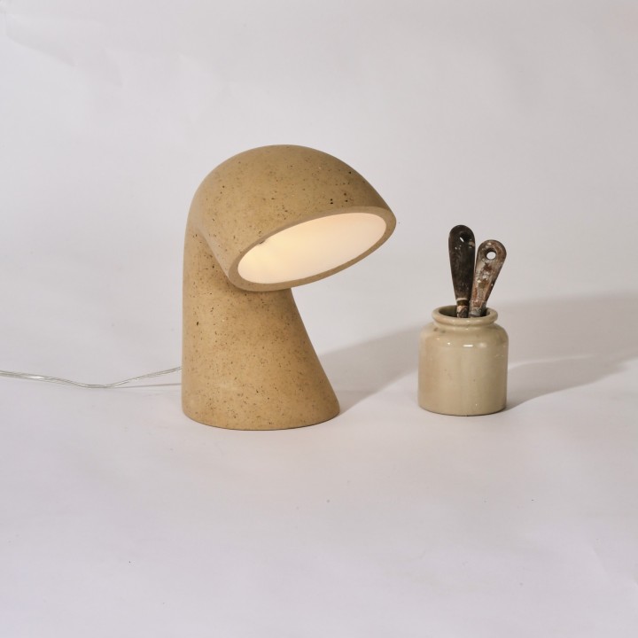 Invider Bro, table lamp in recycled paper | Henri Dejeant